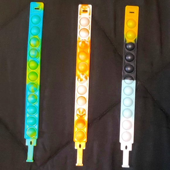 3pk Pop Fidget Toy Fidget Bracelet - Picture 3 of 6